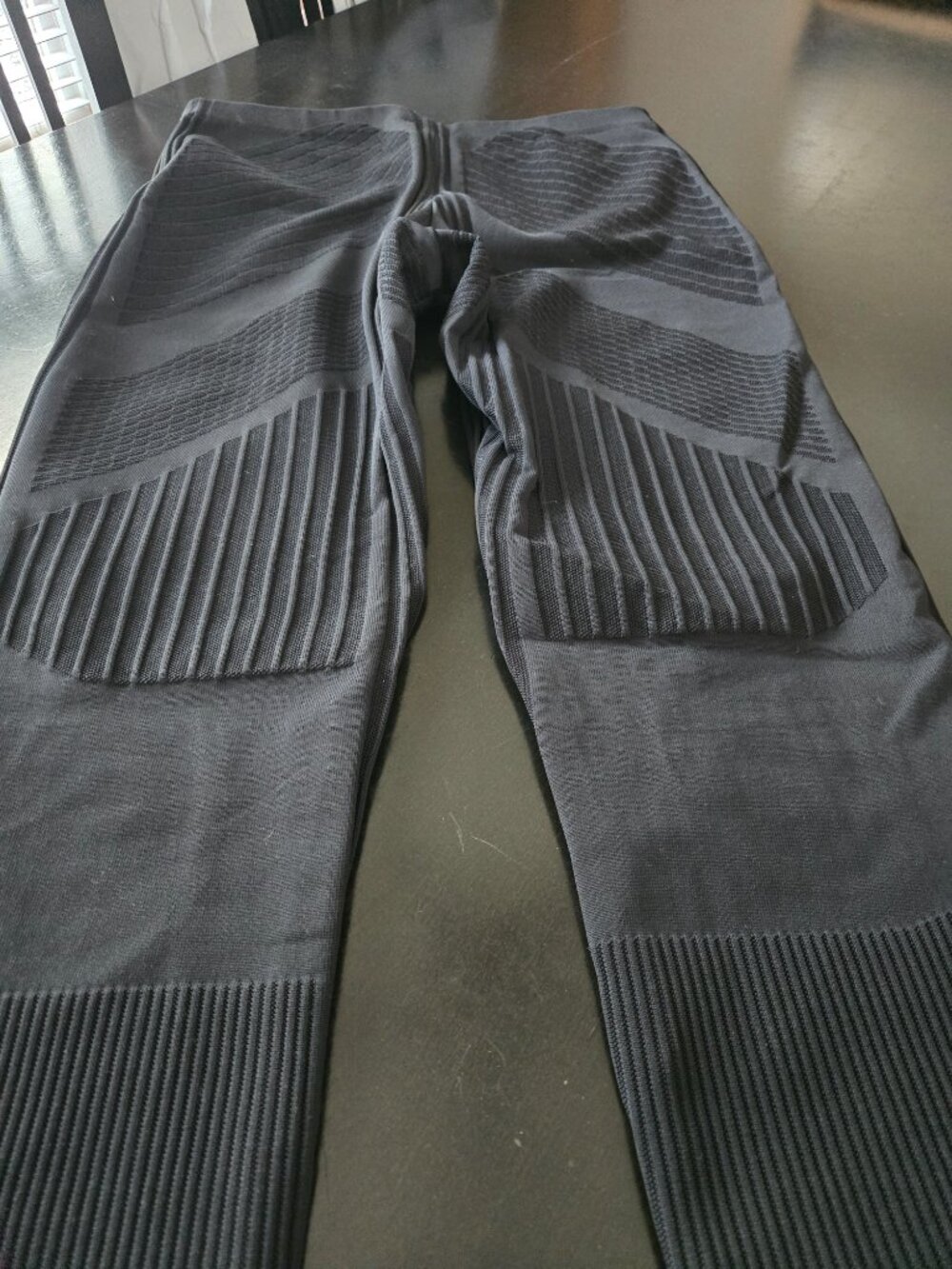 Authentic Prada knit fabric leggings - Picture 5 of 8